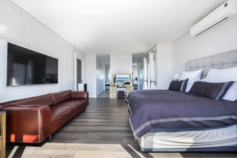 To Let 4 Bedroom Property for Rent in Clara Anna Fontein Western Cape